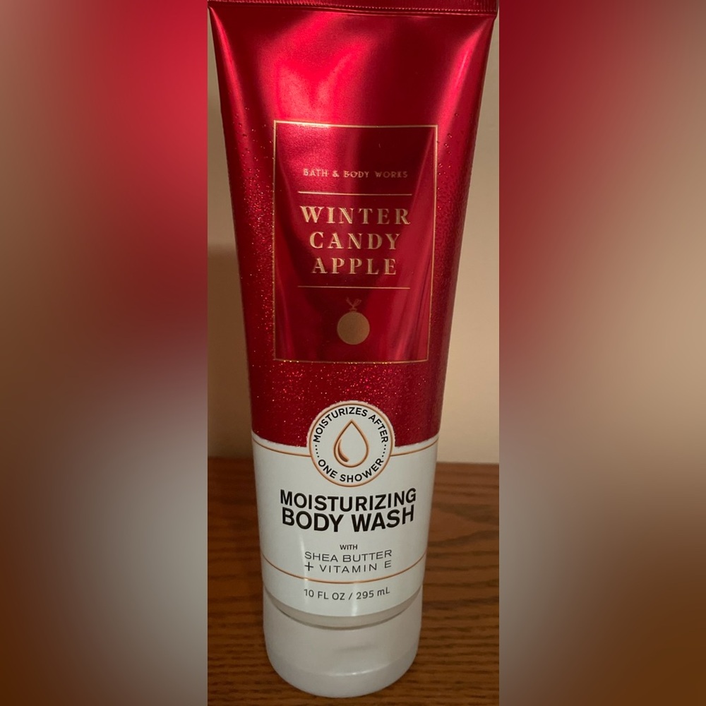 “Winter Candy Apple” Body Wash 10 Oz. Bath & Body Works.